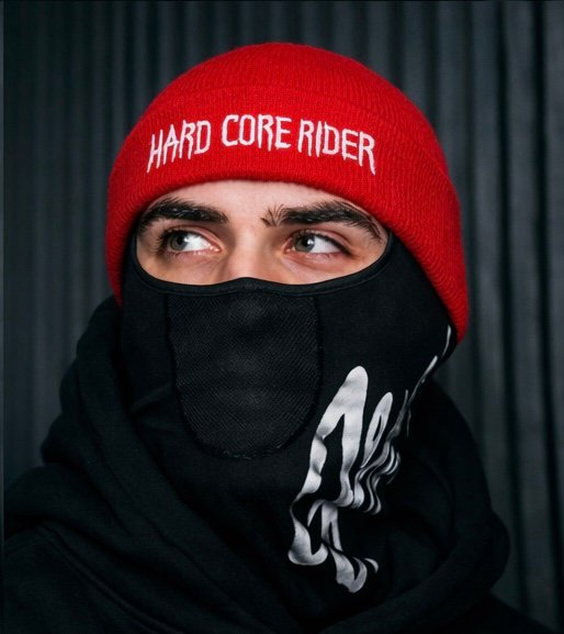 d897ae38-7a84-4bf1-b8fb-f24e270bb321-1